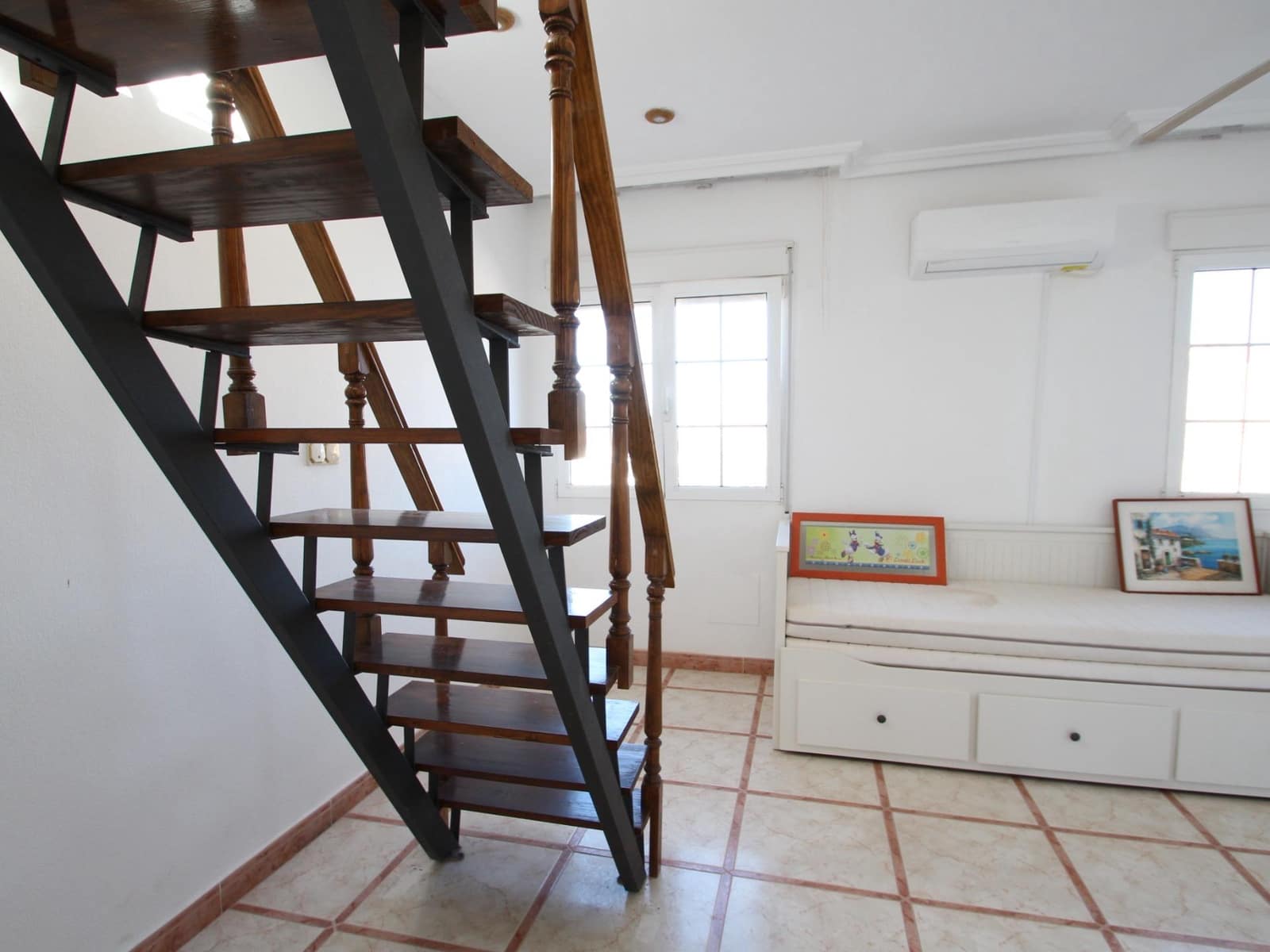 5 chambre Villa/Maison à vendre à El Chaparral avec piscine garage - 688 900 € (Ref: 9422305)