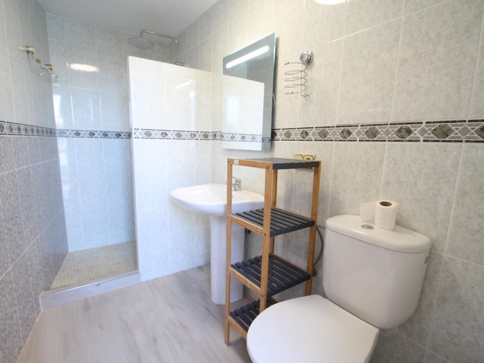 5 chambre Villa/Maison à vendre à El Chaparral avec piscine garage - 688 900 € (Ref: 9422305)