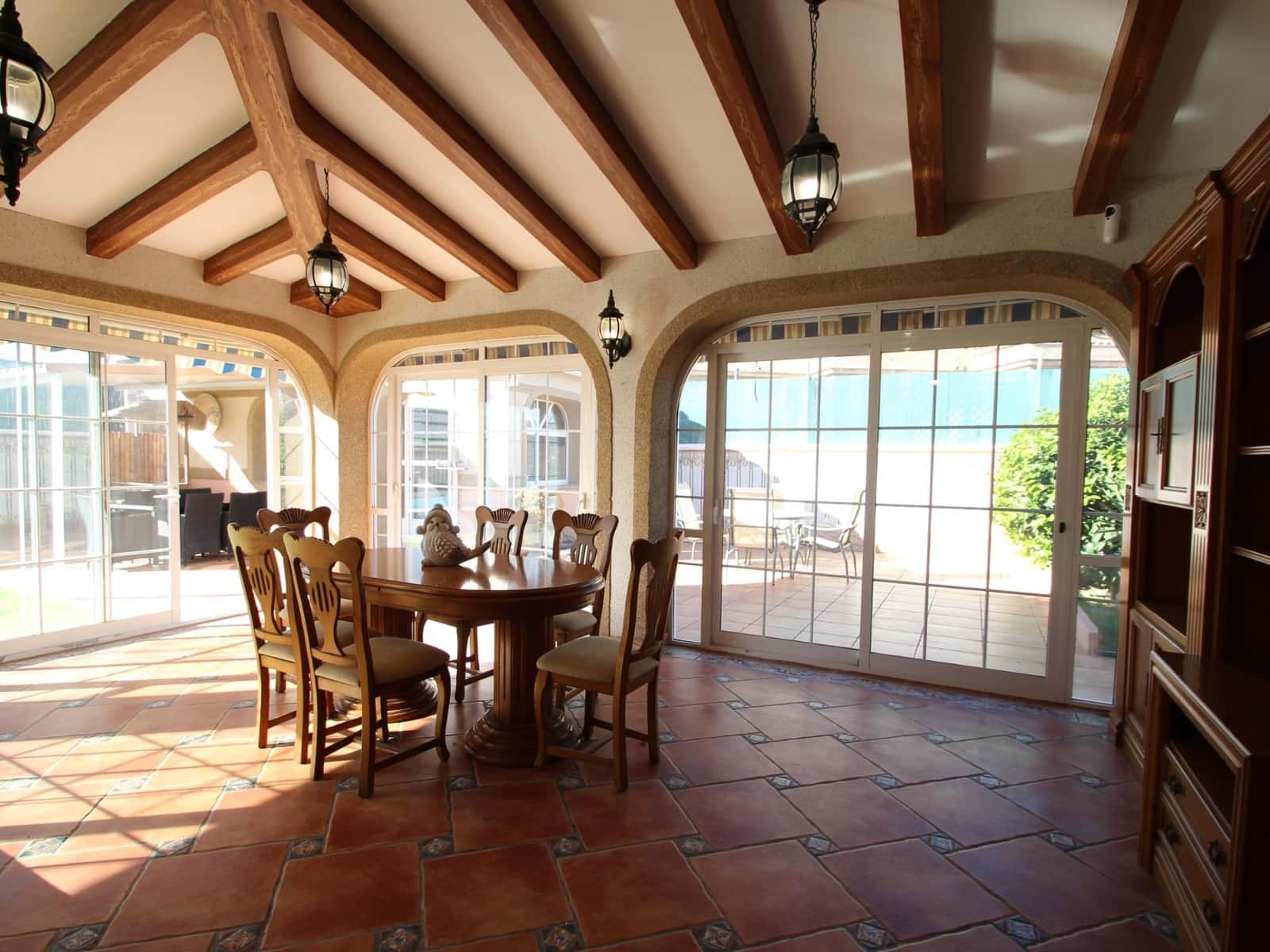 5 chambre Villa/Maison à vendre à El Chaparral avec piscine garage - 688 900 € (Ref: 9422305)