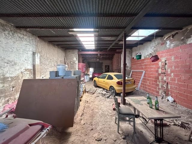 Kaupallinen myytävänä paikassa Dolores - 59 900 € (Ref: 9465700)