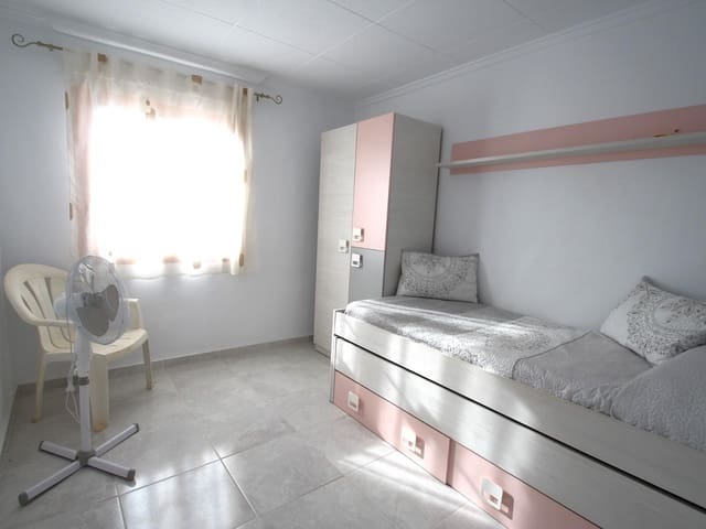 Bungalow de 3 habitaciones en El Chaparral - La Siesta - La Torreta, Torrevieja en venta - 119.900 € (Ref: 9530946)