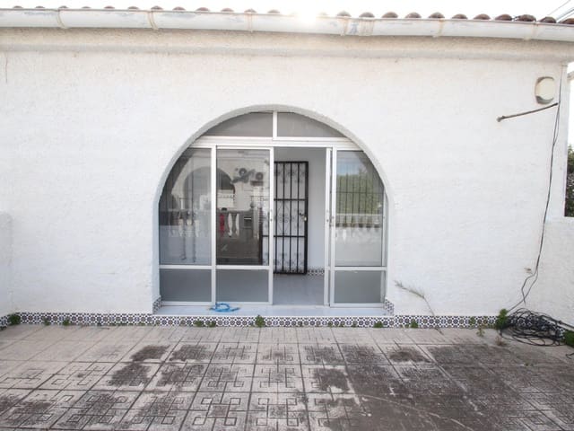 2 bedroom Bungalow for sale in San Luis, Torrevieja - € 99,900 (Ref: 9541642)