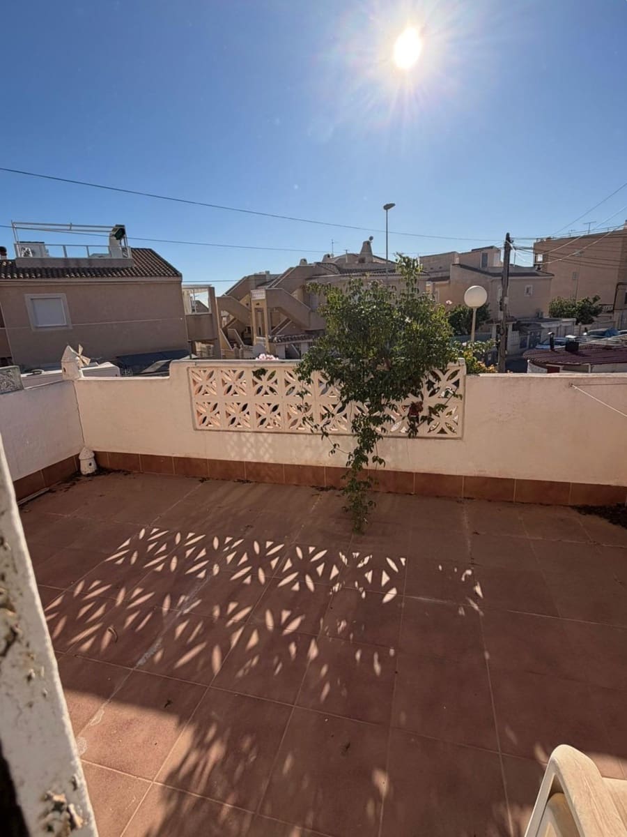 Apartamento de 2 habitaciones en Torrevieja en venta - 149.900 € (Ref: 9543838)