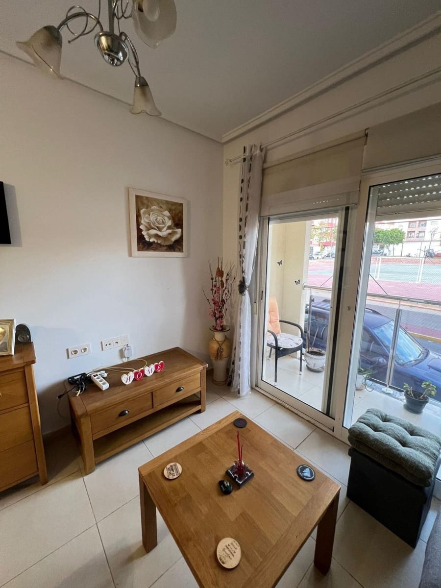 Apartamento de 2 habitaciones en Los Montesinos en venta - 119.900 € (Ref: 9571393)
