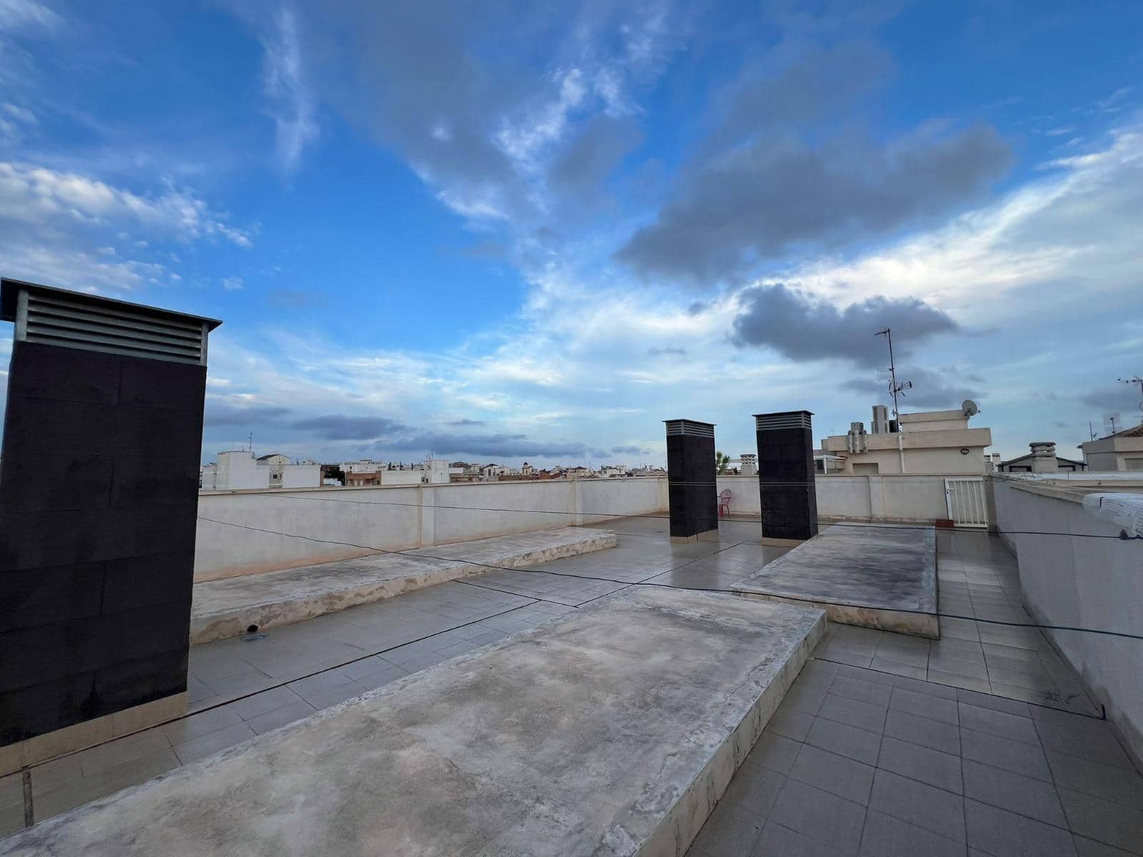 Apartamento de 2 habitaciones en Los Montesinos en venta - 119.900 € (Ref: 9571393)