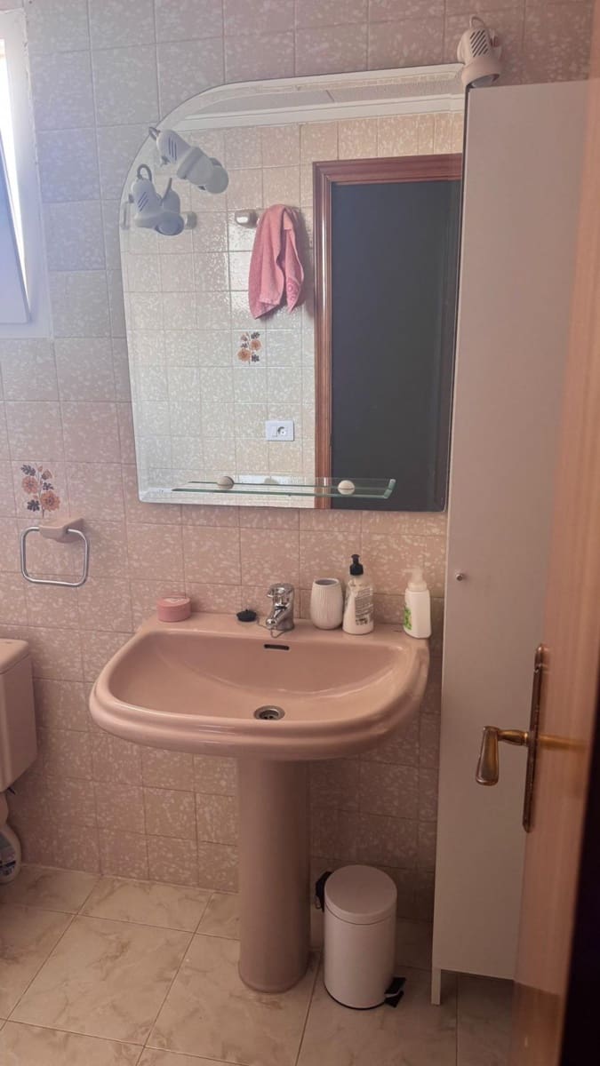 3 bedroom Apartment for sale in Los Montesinos - € 95,000 (Ref: 9591553)