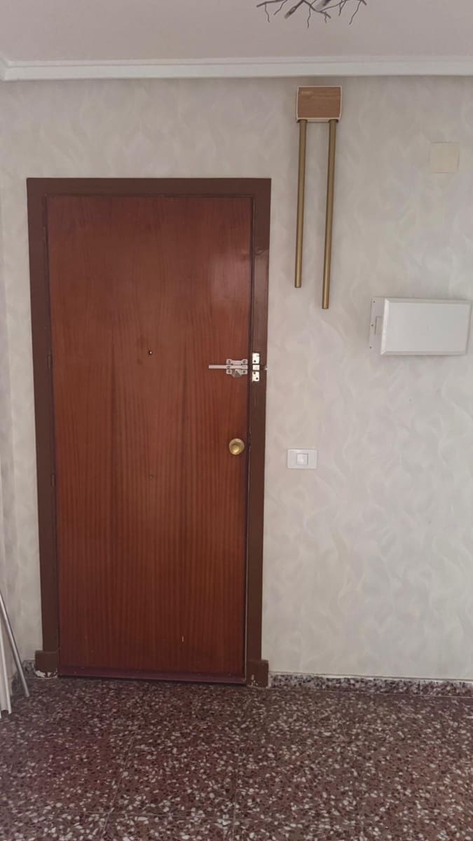 3 bedroom Apartment for sale in Los Montesinos - € 95,000 (Ref: 9591553)