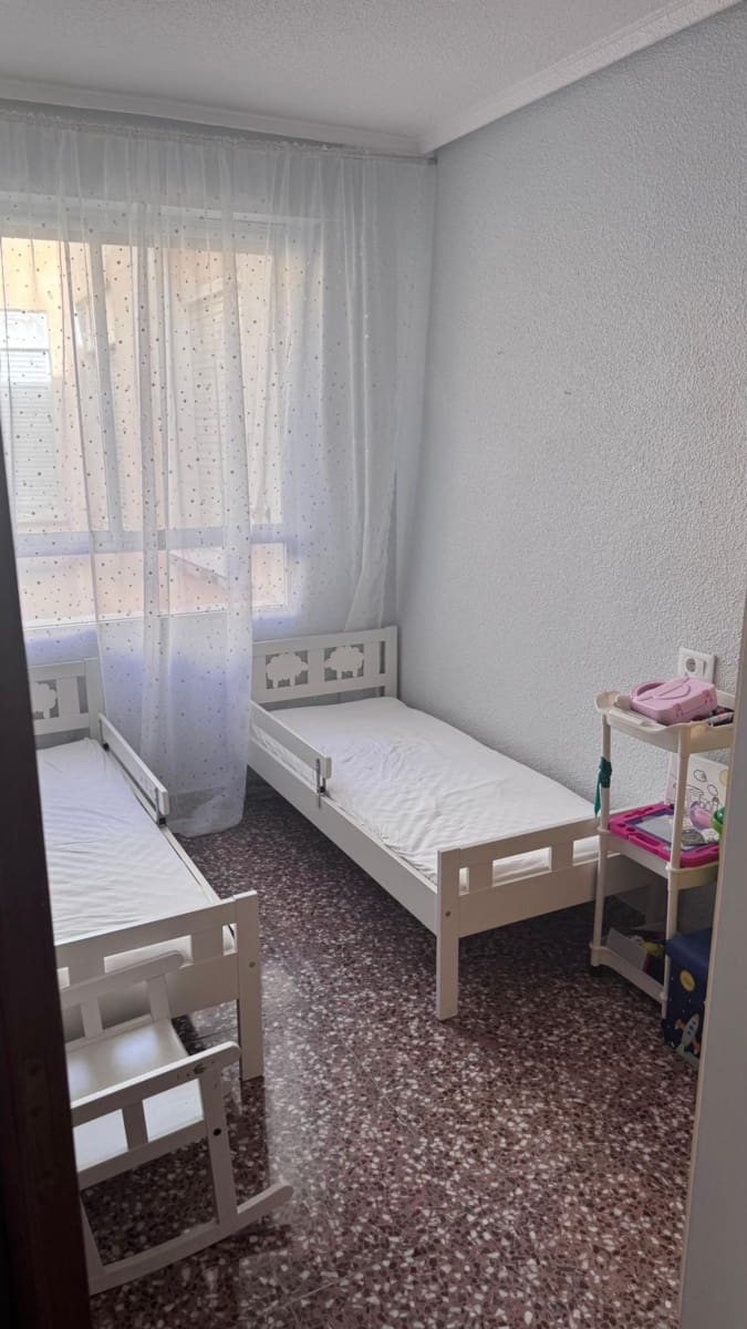 3 bedroom Apartment for sale in Los Montesinos - € 95,000 (Ref: 9591553)