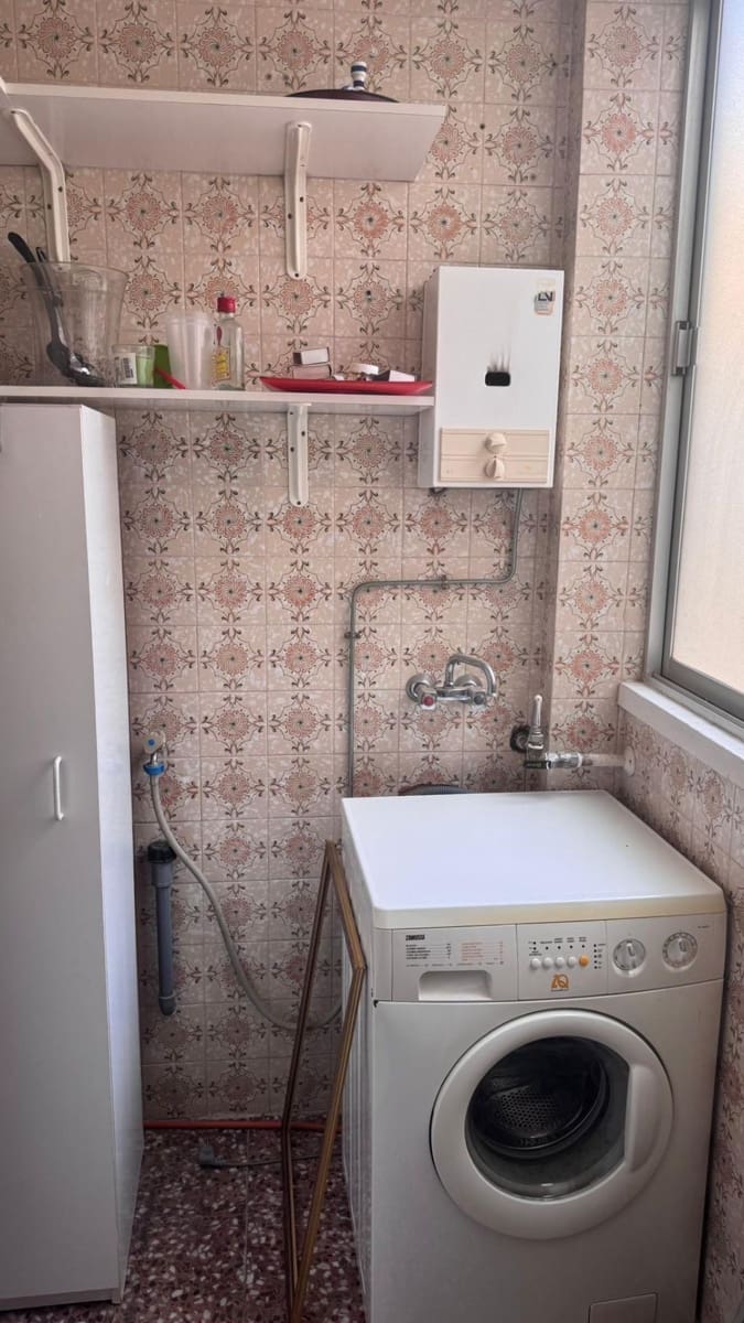 3 bedroom Apartment for sale in Los Montesinos - € 95,000 (Ref: 9591553)