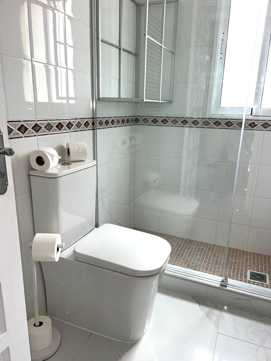 3 soverom Villa til salgs i Torrevieja med svømmebasseng - € 519 000 (Ref: 9591554)