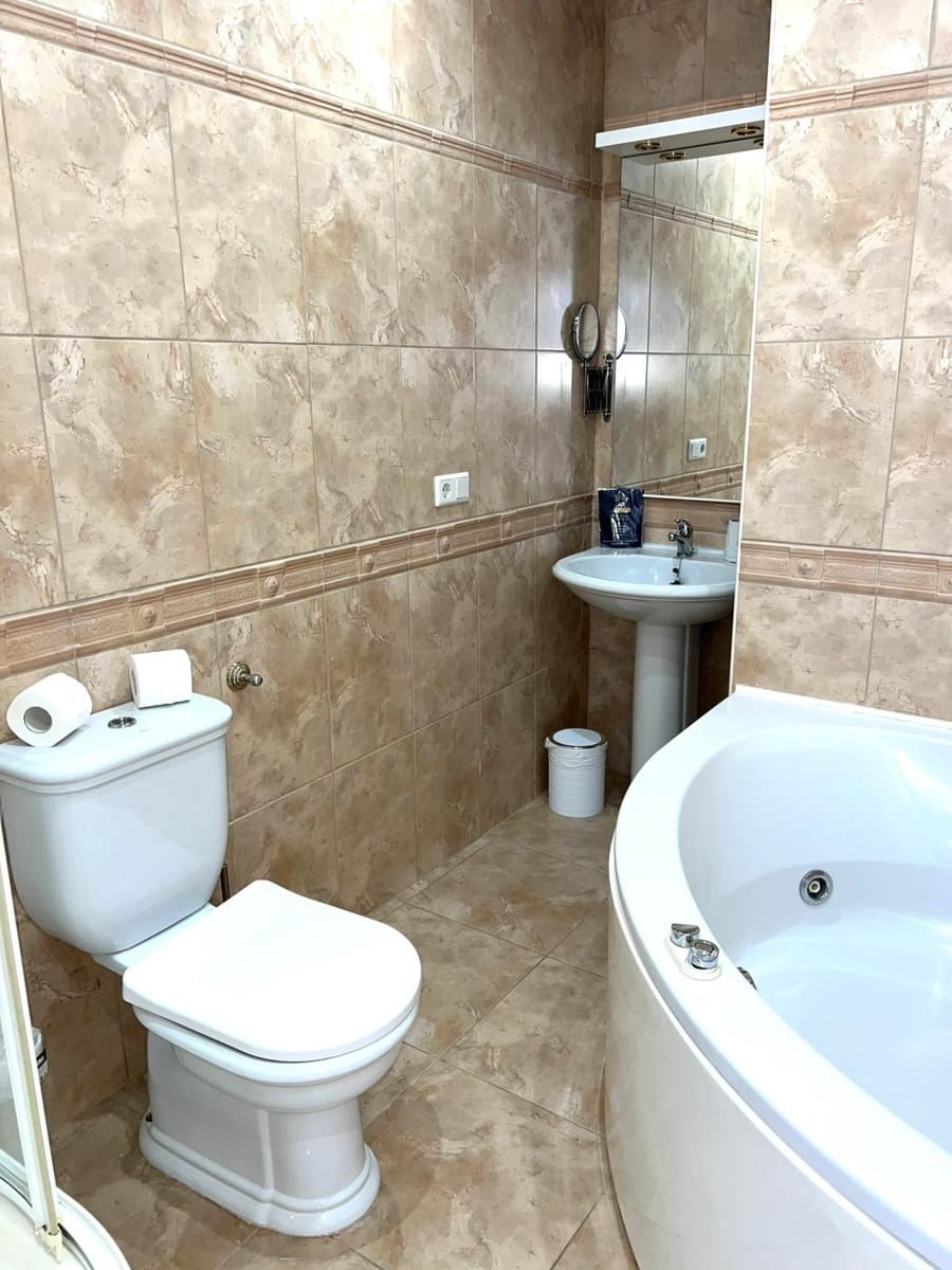 3 soverom Villa til salgs i Torrevieja med svømmebasseng - € 519 000 (Ref: 9591554)