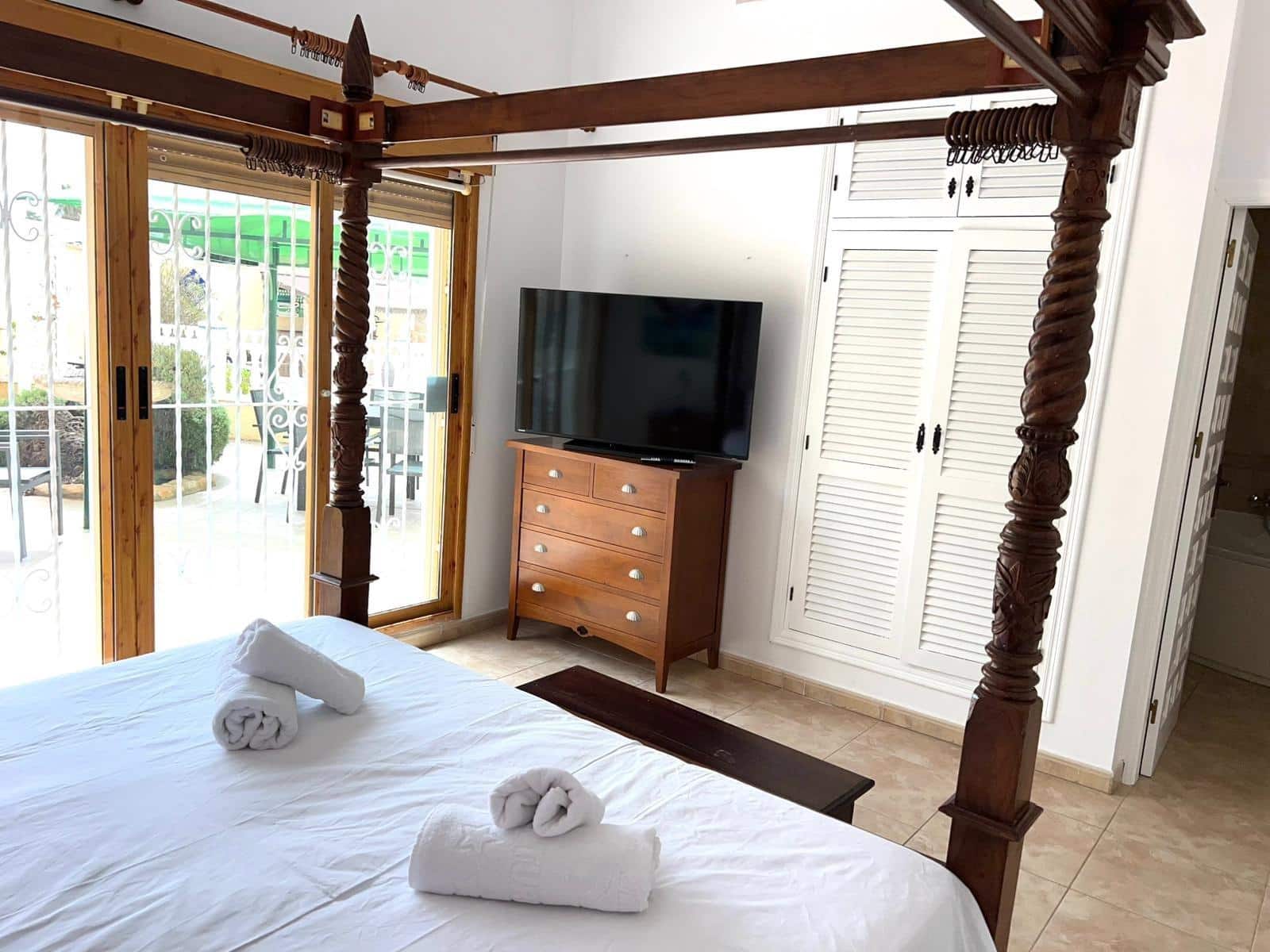 3 soverom Villa til salgs i Torrevieja med svømmebasseng - € 519 000 (Ref: 9591554)