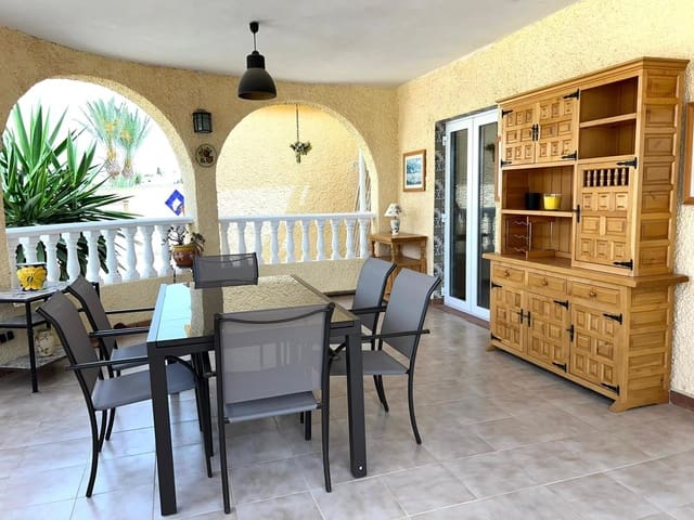 3 soverom Villa til salgs i El Chaparral - La Siesta - La Torreta, Torrevieja med svømmebasseng - € 519 000 (Ref: 9591554)