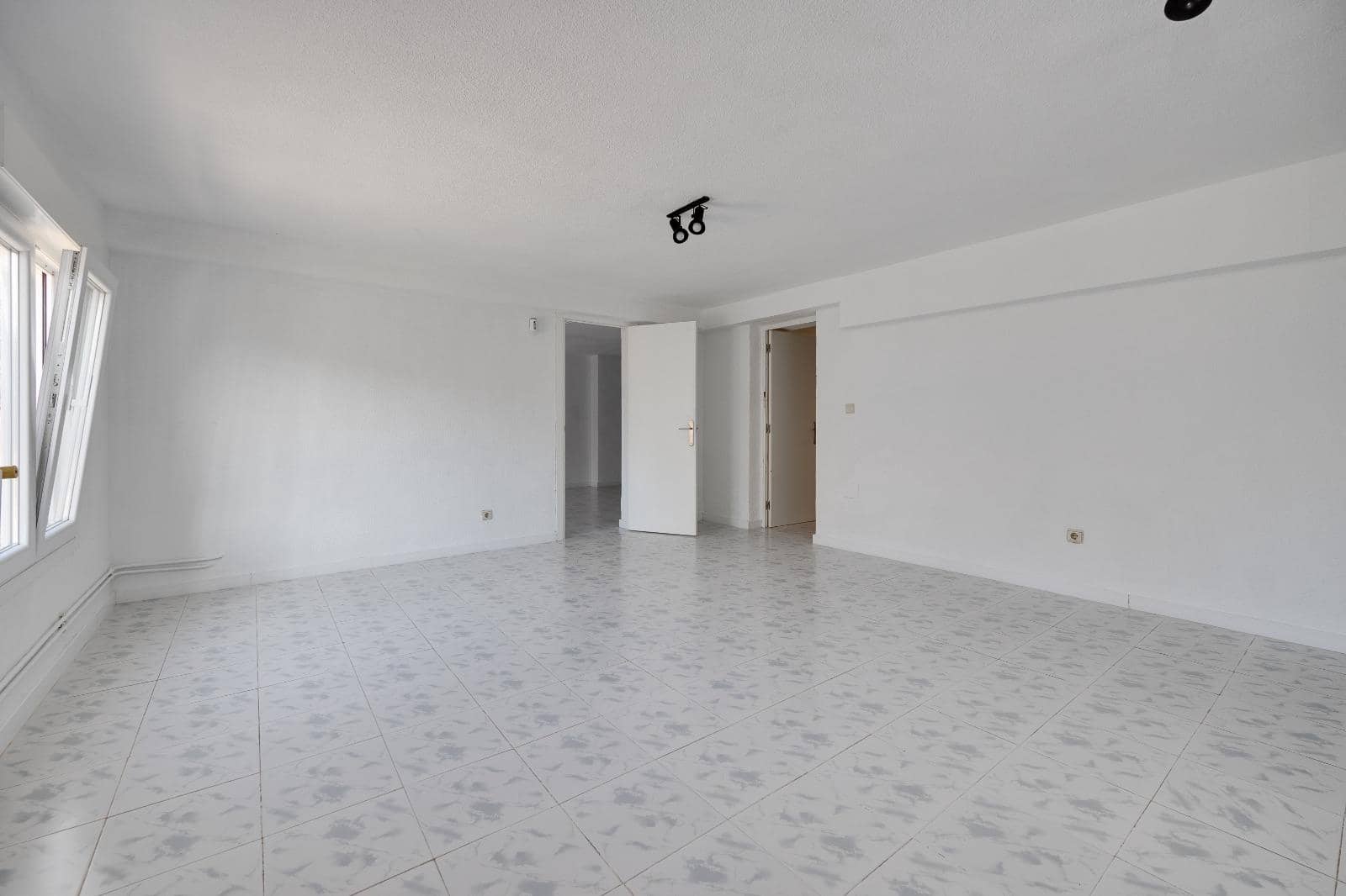 3 bedroom Villa for sale in El Chaparral with pool - € 380,000 (Ref: 9619503)