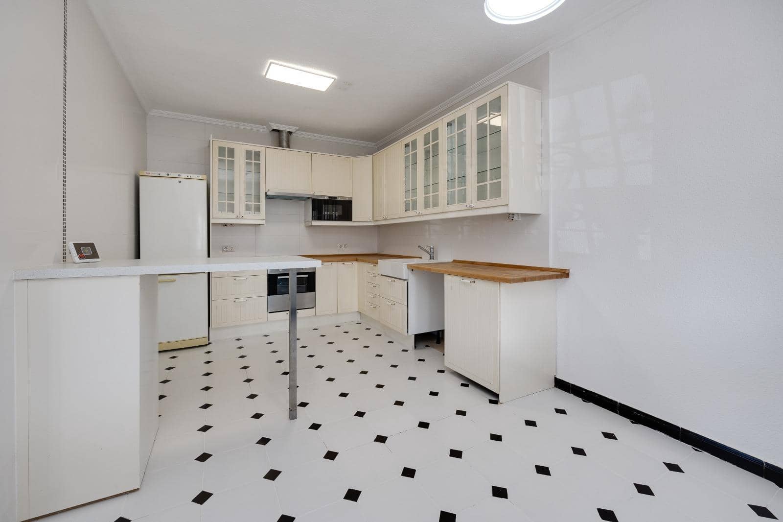 3 bedroom Villa for sale in El Chaparral with pool - € 380,000 (Ref: 9619503)