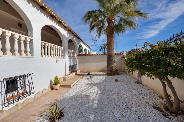 3 bedroom Villa for sale in El Chaparral, Torrevieja with pool - € 380,000 (Ref: 9619503)