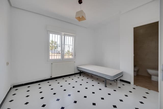 4 camera da letto Villa in vendita in El Chaparral, Torrevieja con piscina - 359.900 € (Rif: 9619503)