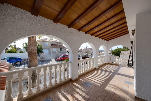4 camera da letto Villa in vendita in El Chaparral, Torrevieja con piscina - 359.900 € (Rif: 9619503)