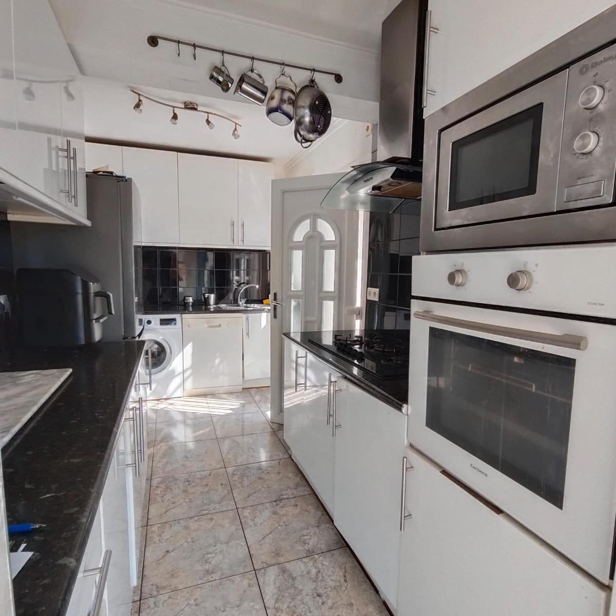 2 sypialnia Willa na sprzedaż w Torrevieja z basenem - 290 000 € (Ref: 9627810)