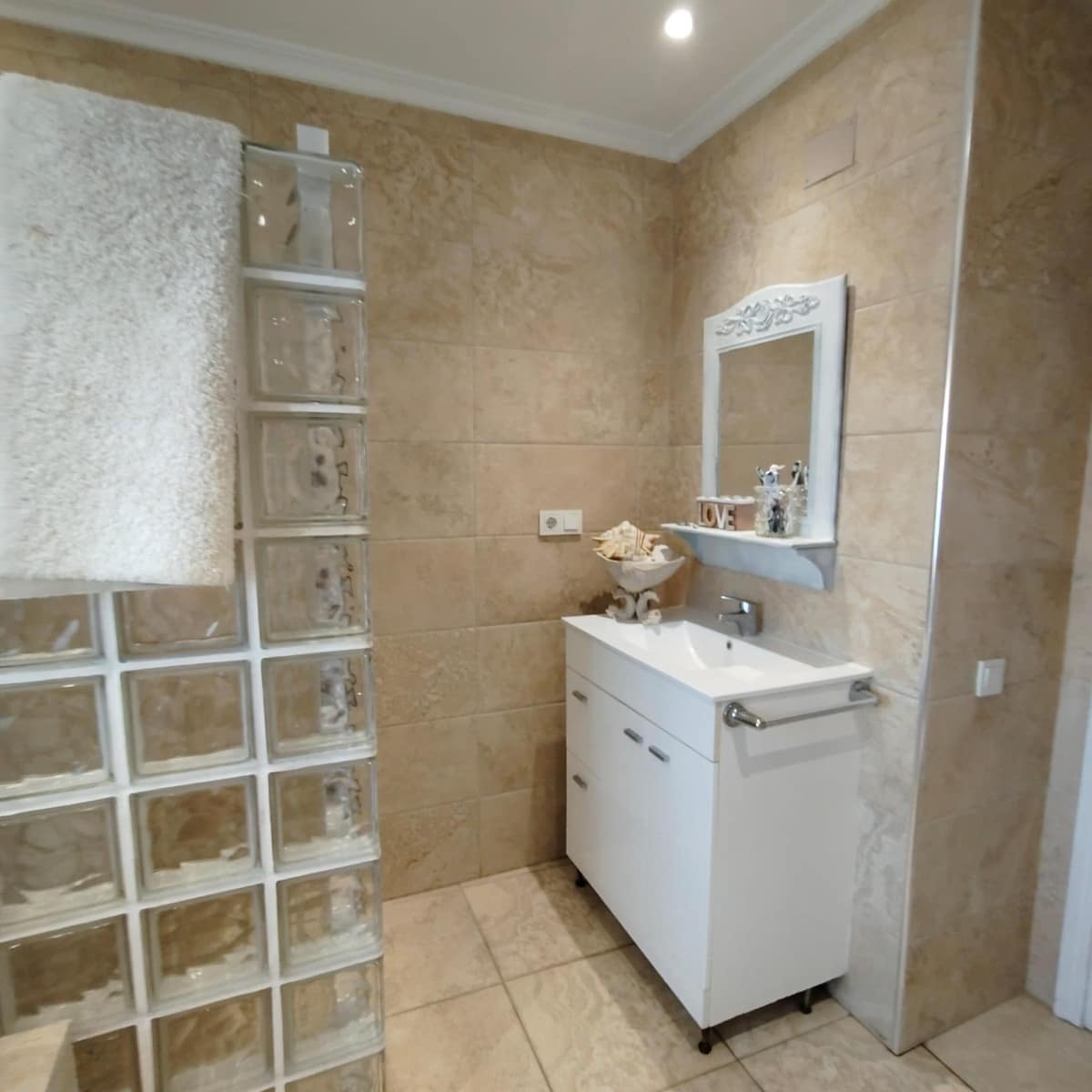 2 bedroom Villa for sale in Torrevieja with pool - € 299,900 (Ref: 9627810)