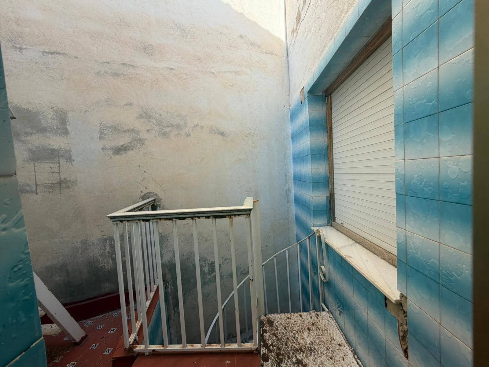 4 bedroom Townhouse for sale in Dolores with garage - € 149,900 (Ref: 9627815)