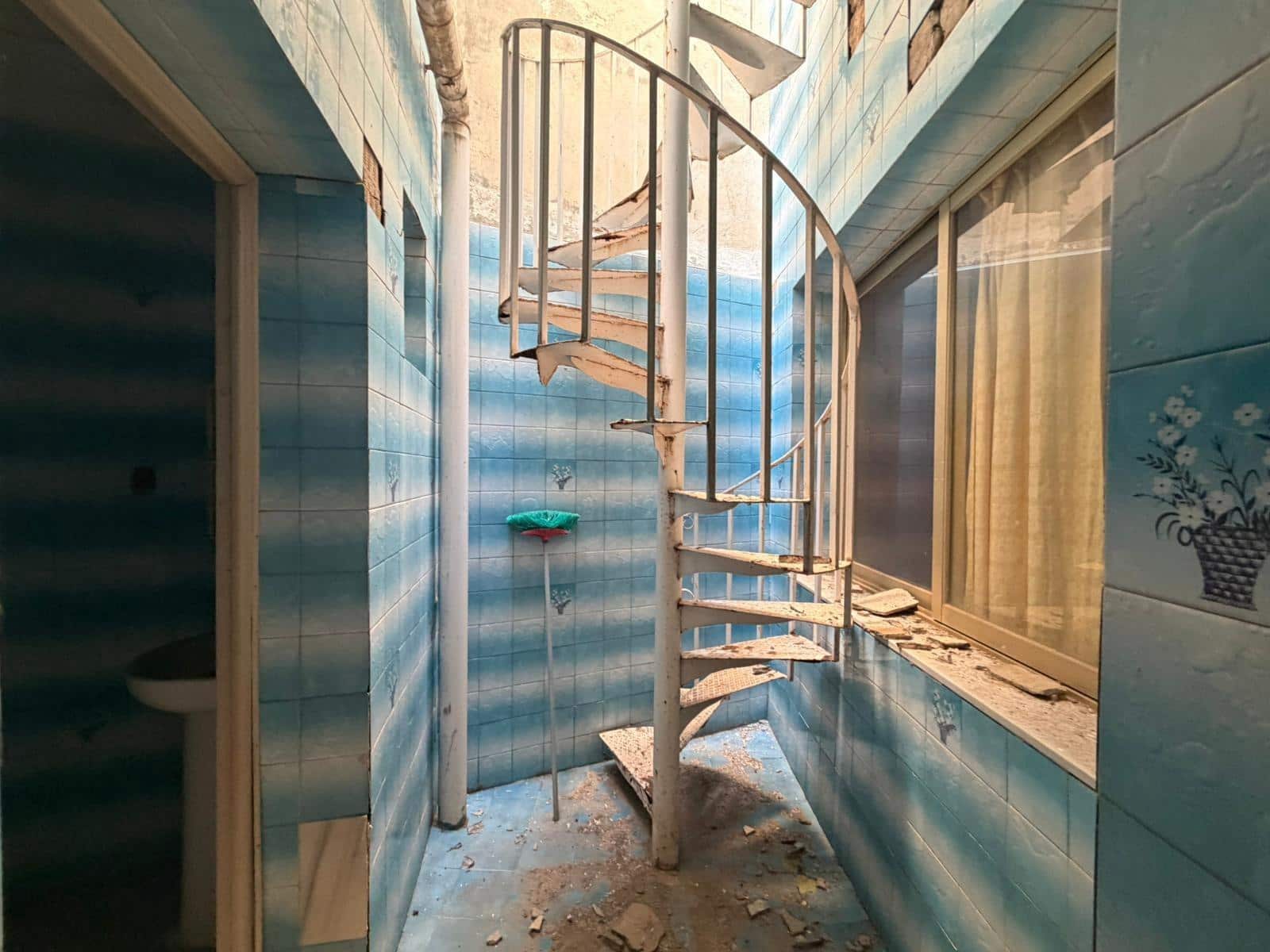 4 bedroom Townhouse for sale in Dolores with garage - € 149,900 (Ref: 9627815)