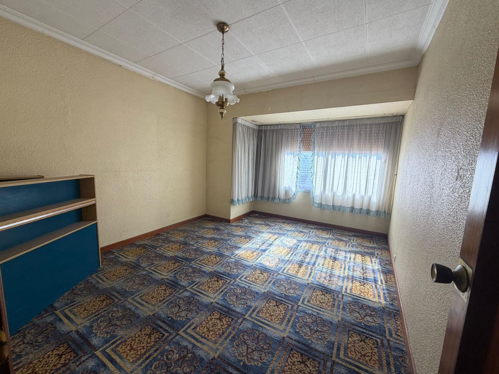 4 bedroom Townhouse for sale in Dolores with garage - € 149,900 (Ref: 9627815)