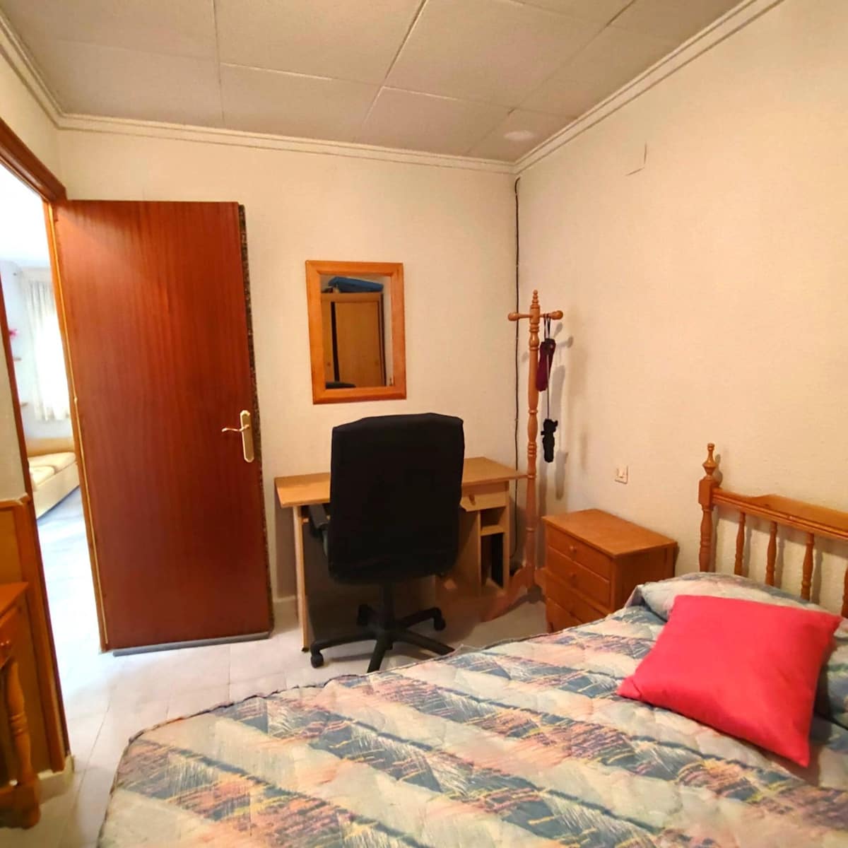 1 quarto Bungalow para venda em Torrevieja - 105 900 € (Ref: 9648385)