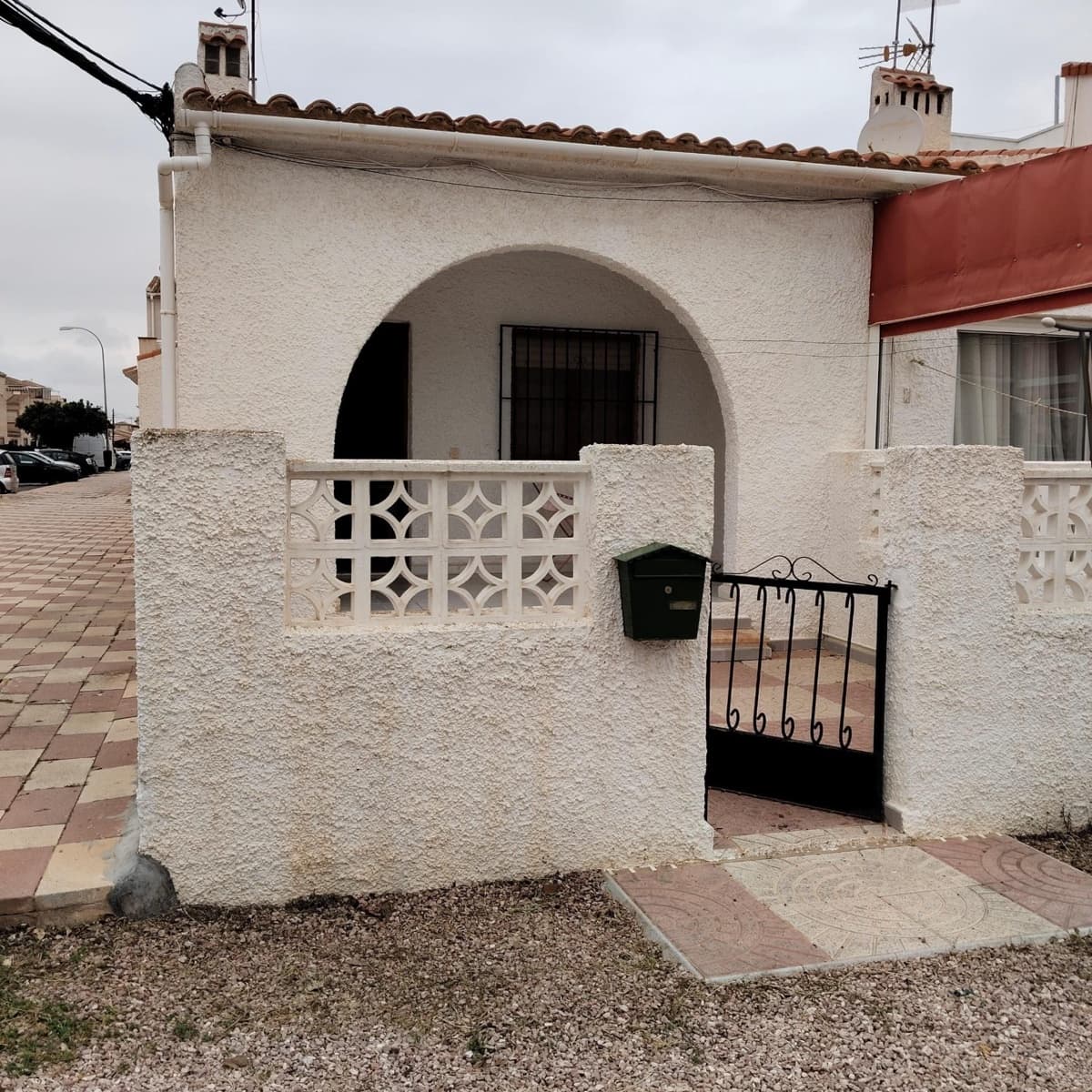 1 quarto Bungalow para venda em Torrevieja - 105 900 € (Ref: 9648385)