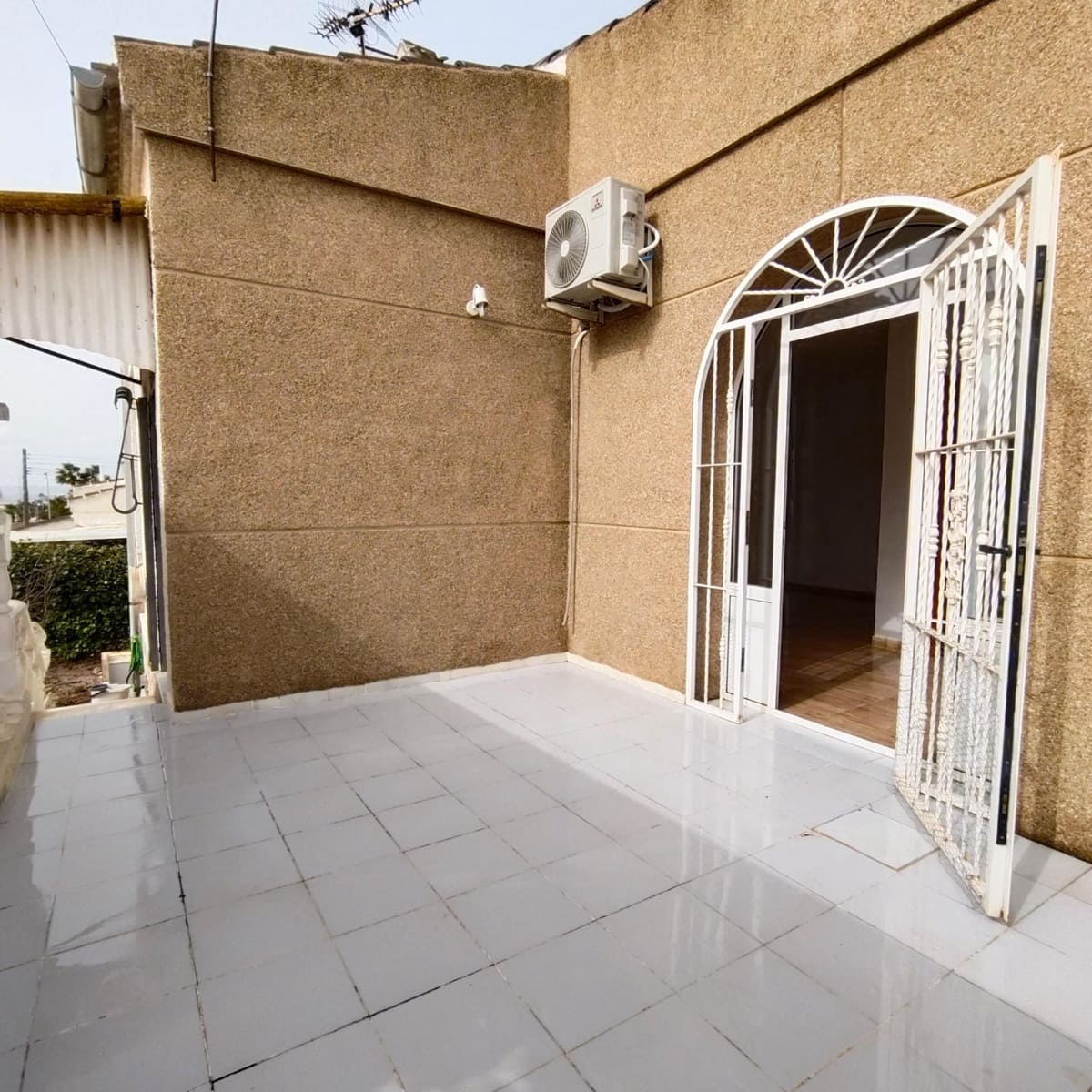 3 bedroom Villa for sale in San Luis - € 289,900 (Ref: 9652209)
