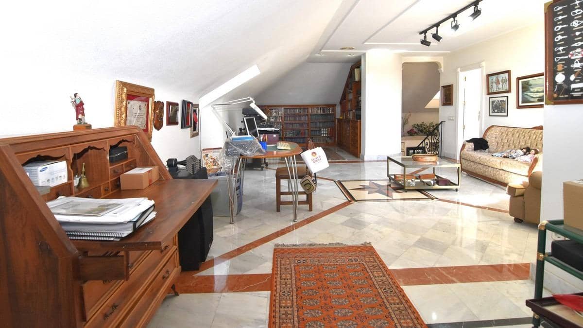 7 bedroom Finca/Country House for sale in Elche / Elx - € 740,000 (Ref: 9691138)