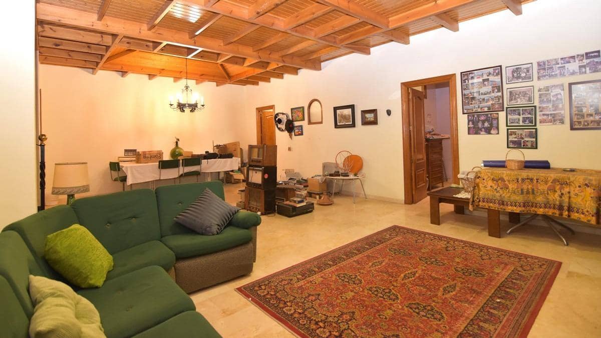 7 bedroom Finca/Country House for sale in Elche / Elx - € 740,000 (Ref: 9691138)