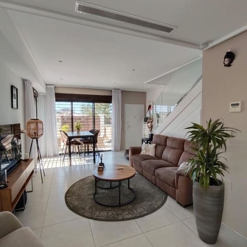 3 sovrum Villa till salu i El Chaparral - La Siesta - La Torreta, Torrevieja med pool - 330 000 € (Ref: 9696307)