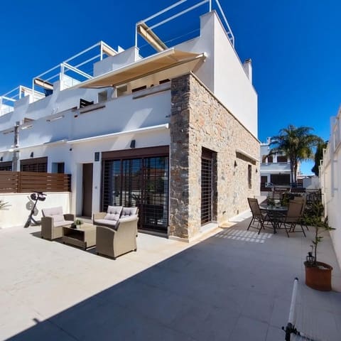 3 sovrum Villa till salu i El Chaparral - La Siesta - La Torreta, Torrevieja med pool - 330 000 € (Ref: 9696307)