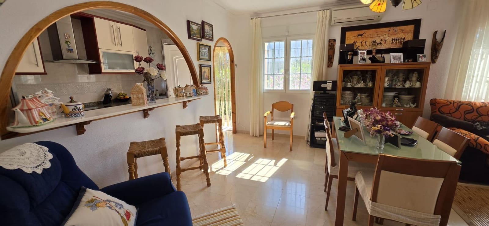 4 Zimmer Villa zu verkaufen in Torrevieja mit Garage - 459.900 € (Ref: 9715119)