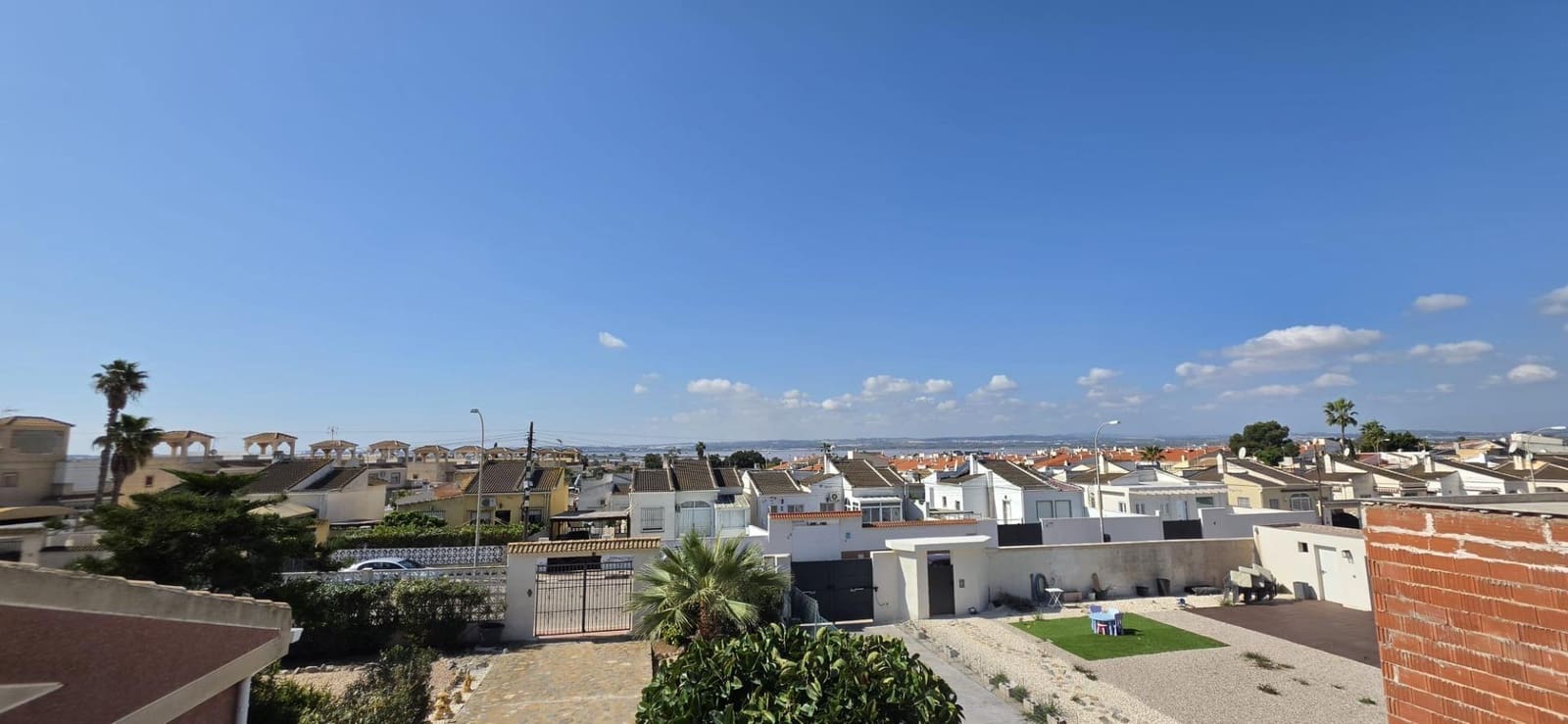 4 Zimmer Villa zu verkaufen in Torrevieja mit Garage - 459.900 € (Ref: 9715119)