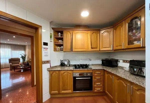 4 Zimmer Apartment zu verkaufen in Elche / Elx mit Garage - 250.000 € (Ref: 9720201)