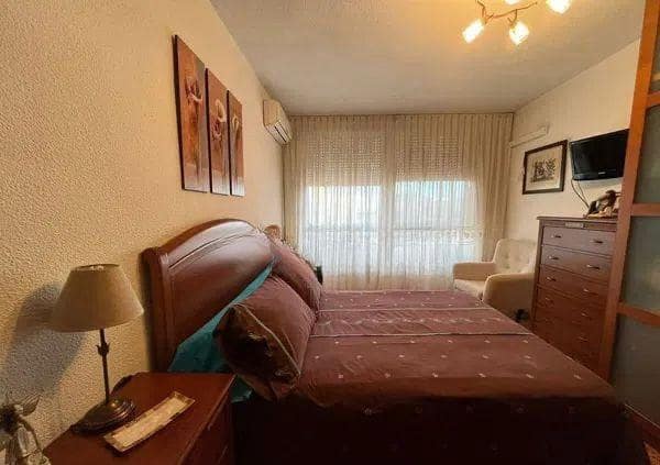 4 Zimmer Apartment zu verkaufen in Elche / Elx mit Garage - 250.000 € (Ref: 9720201)