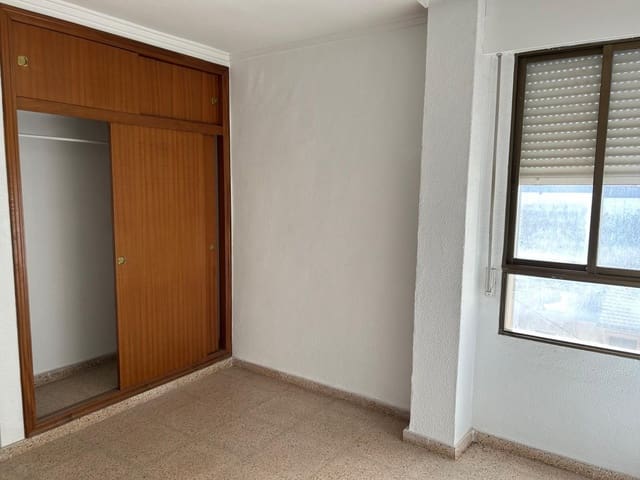 4 makuuhuone Huoneisto myytävänä paikassa Dolores - 186 000 € (Ref: 9720202)