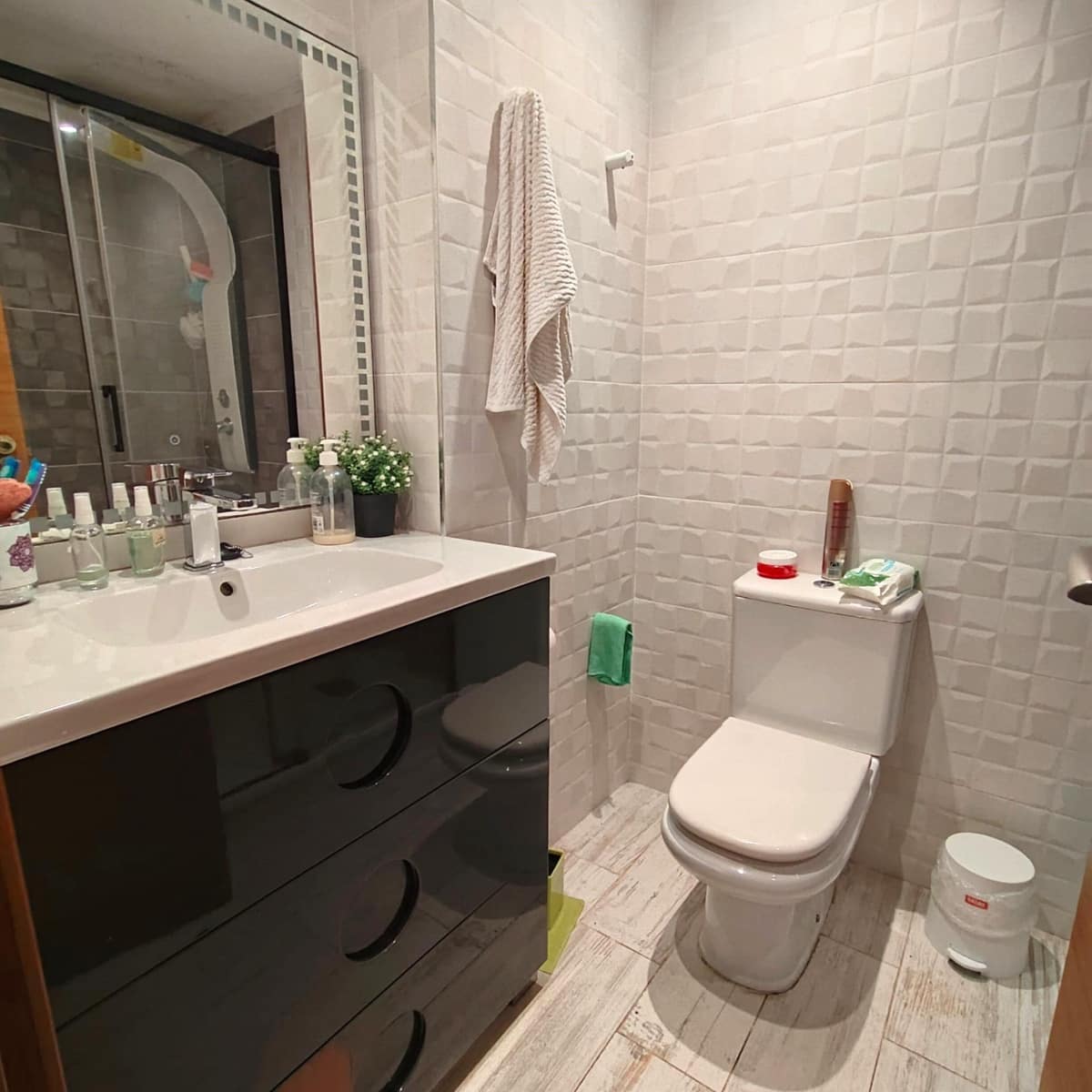 3 bedroom Apartment for sale in Torrevieja with garage - € 299,900 (Ref: 9721902)