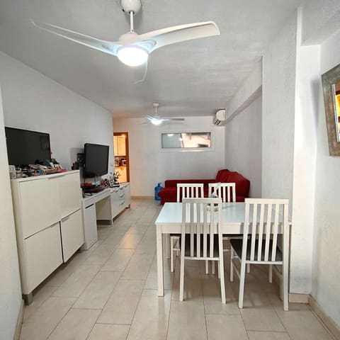 3 chambre Appartement à vendre à Avenida Habaneras - Curva de Palangre, Torrevieja avec garage - 299 900 € (Ref: 9721902)