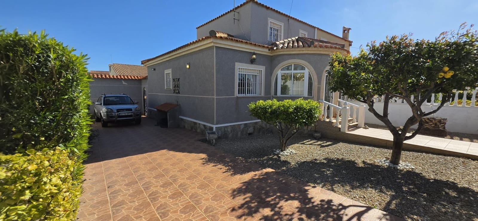 3 soverom Villa til salgs i Torrevieja med svømmebasseng - € 320 000 (Ref: 9741903)