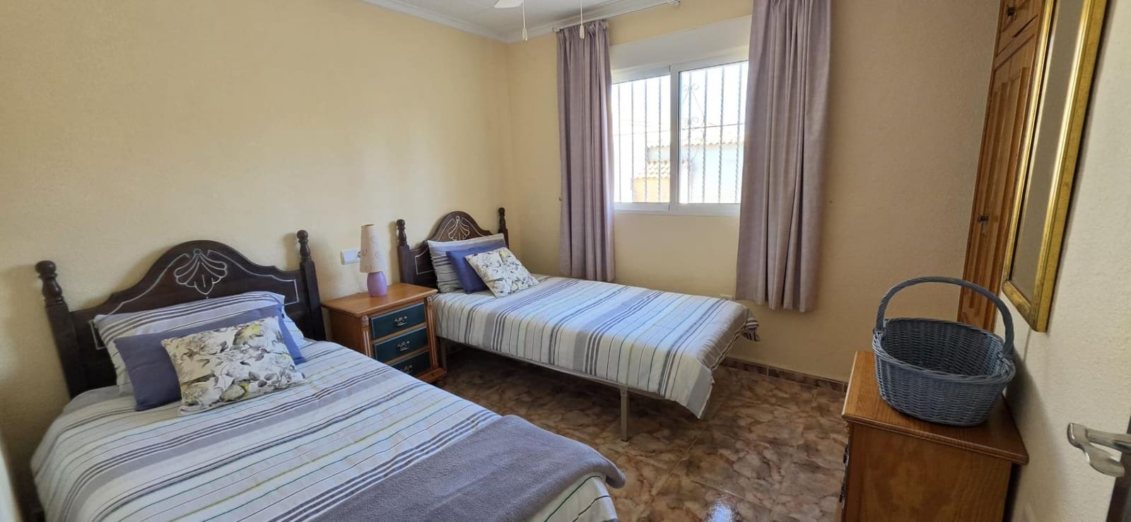 3 soverom Villa til salgs i Torrevieja med svømmebasseng - € 320 000 (Ref: 9741903)