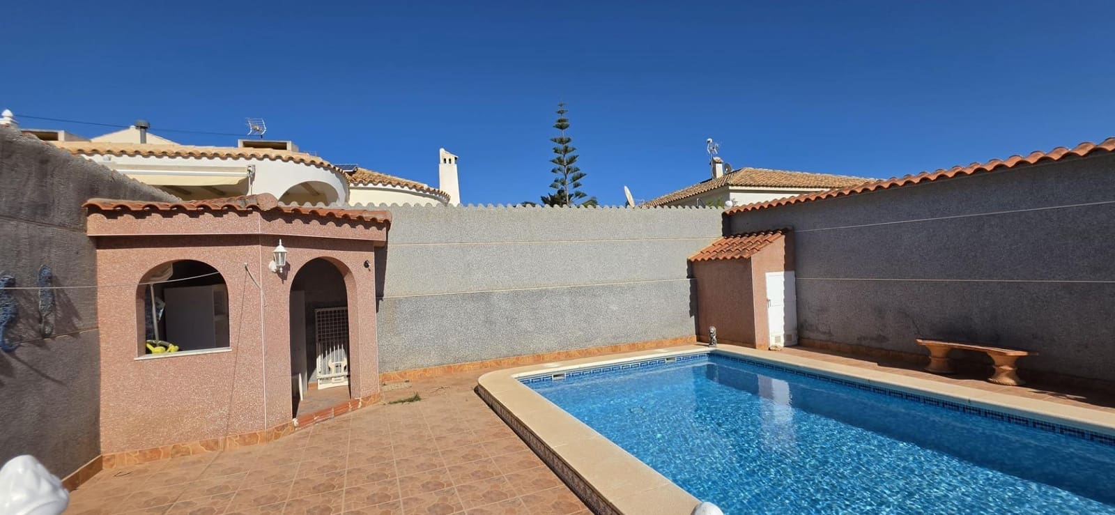 3 soverom Villa til salgs i Torrevieja med svømmebasseng - € 320 000 (Ref: 9741903)