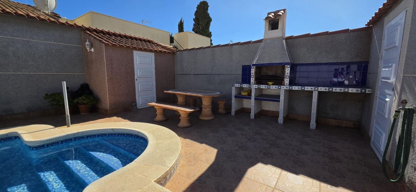 3 soverom Villa til salgs i Torrevieja med svømmebasseng - € 320 000 (Ref: 9741903)
