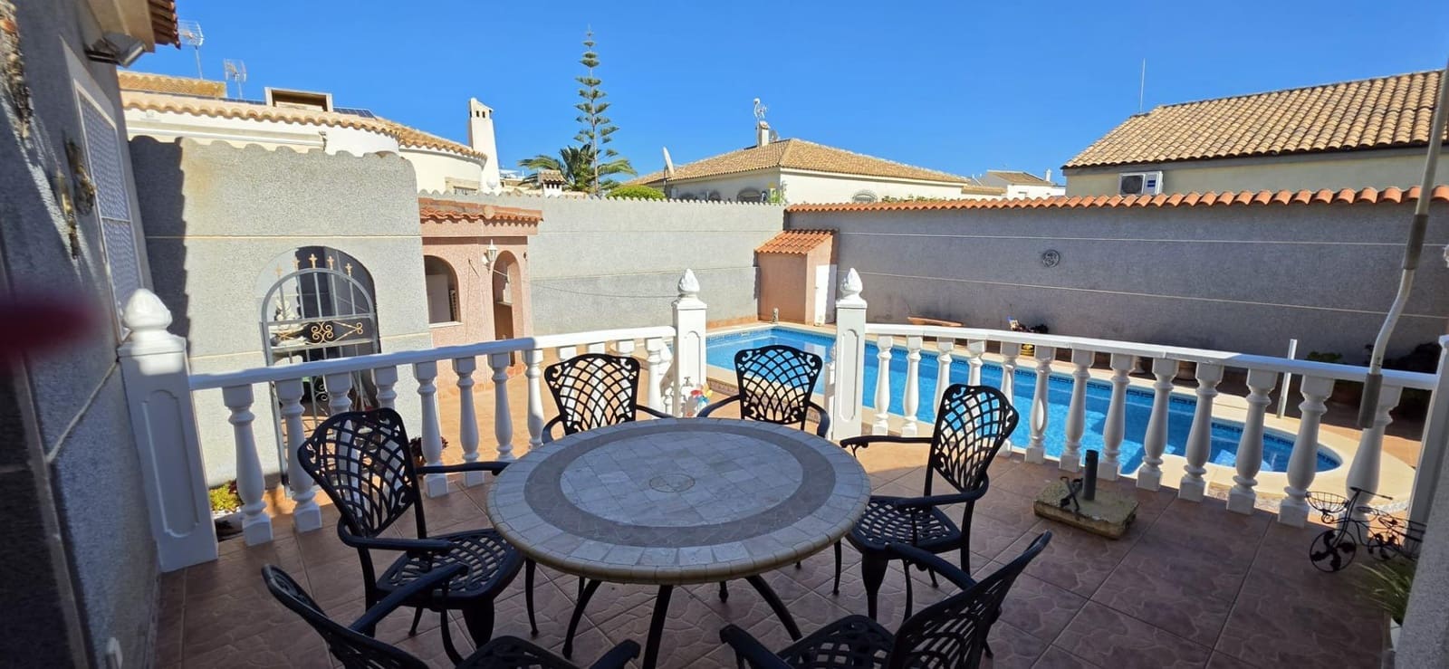 3 soverom Villa til salgs i Torrevieja med svømmebasseng - € 320 000 (Ref: 9741903)