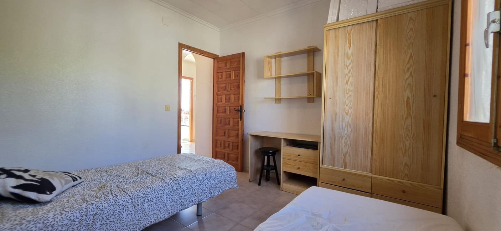 Chalet de 2 habitaciones en Torrevieja en venta con piscina garaje - 269.900 € (Ref: 9745319)