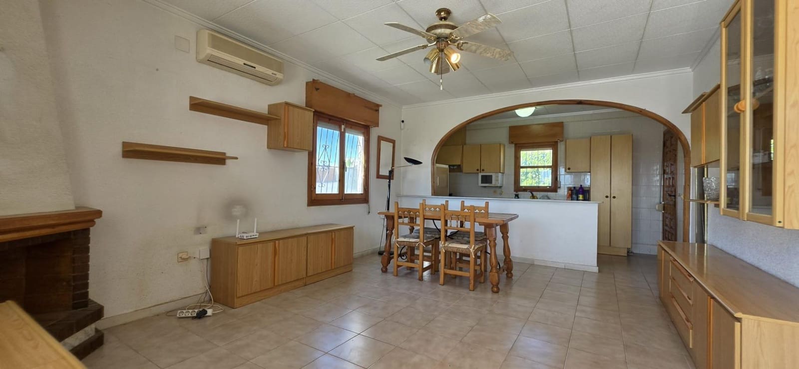 Chalet de 2 habitaciones en Torrevieja en venta con piscina garaje - 269.900 € (Ref: 9745319)