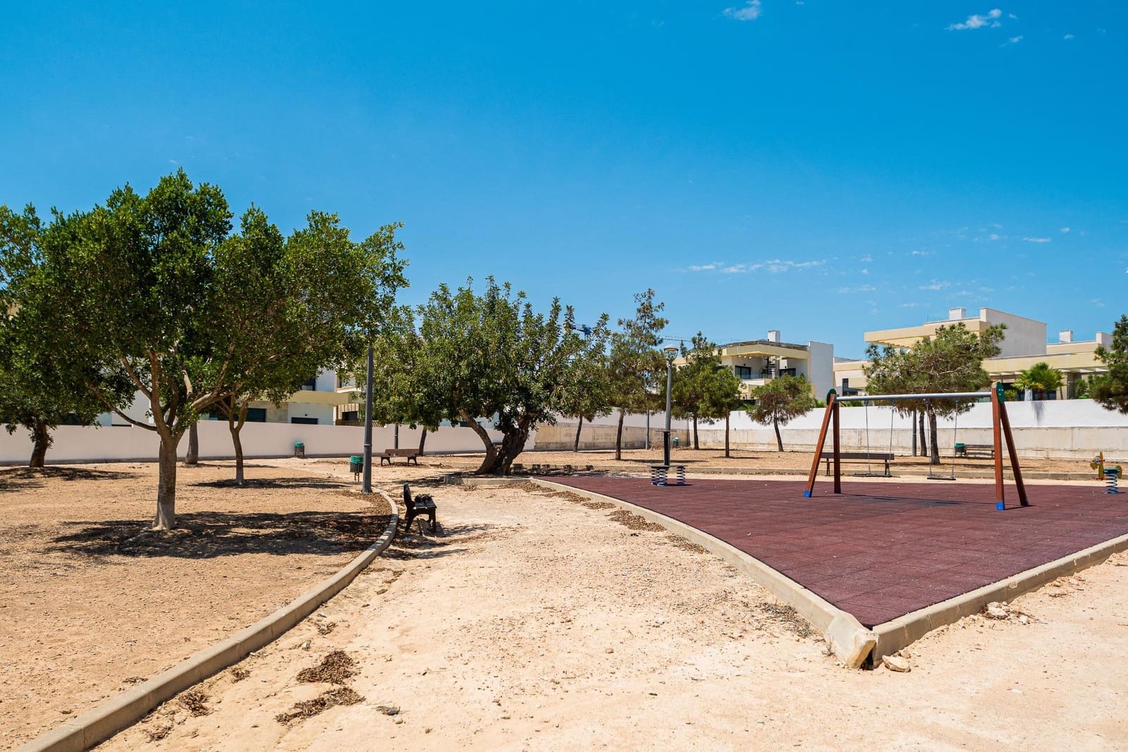 3 bedroom Villa for sale in Los Montesinos with pool - € 449,900 (Ref: 9786989)