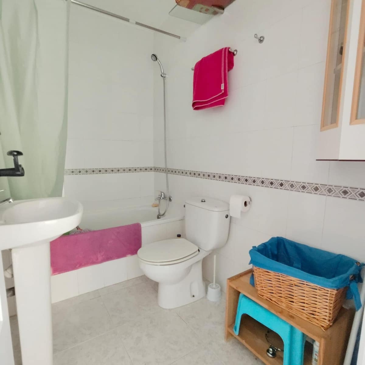 2 Zimmer Bungalow zu vermieten in El Chaparral mit Pool - 600 € (Ref: 9791258)